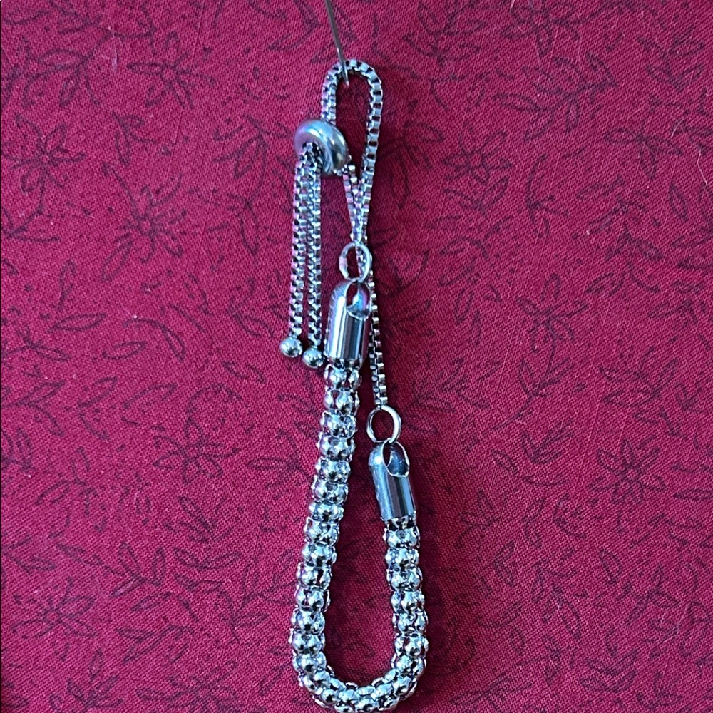 Elegant Stainless Steel Adjustable Bracelet’s. Gold & Silver - Picture 2 of 7